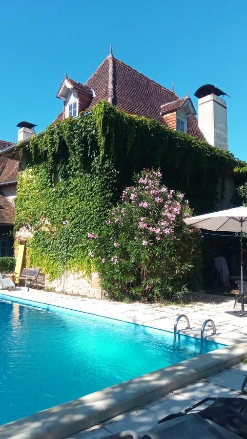 Bastanes Maison Grandes Chambres Avec Cuisine -Jardin -Terrasse-Bbq المظهر الخارجي الصورة