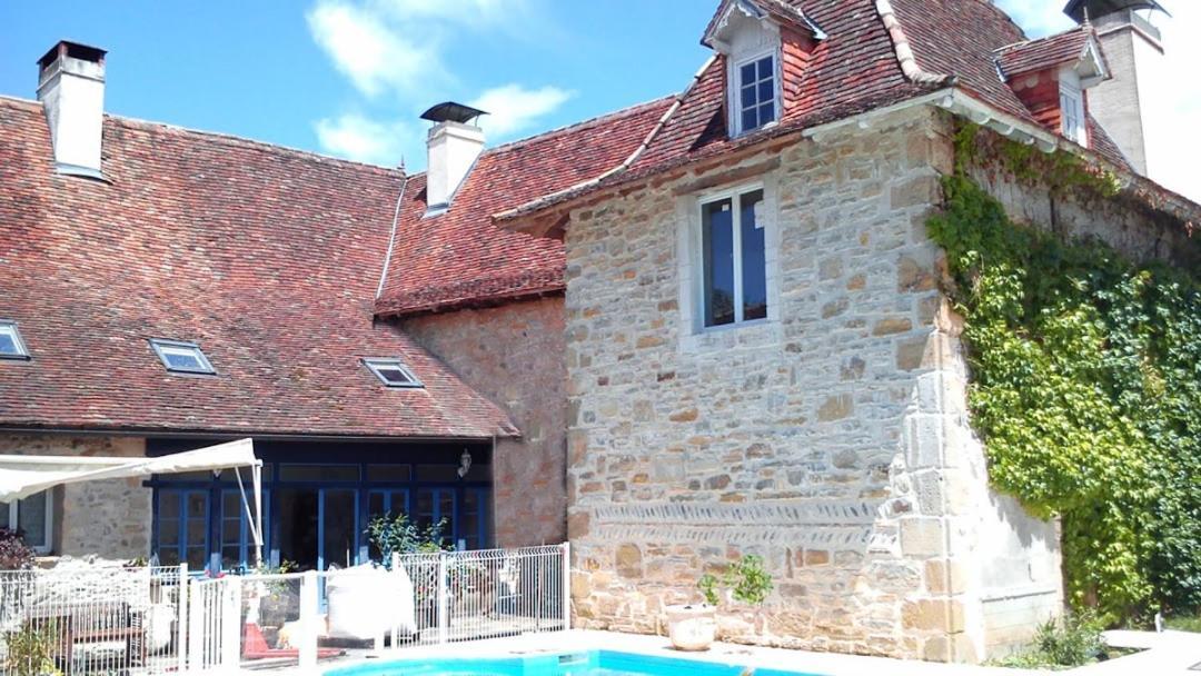 Bastanes Maison Grandes Chambres Avec Cuisine -Jardin -Terrasse-Bbq المظهر الخارجي الصورة