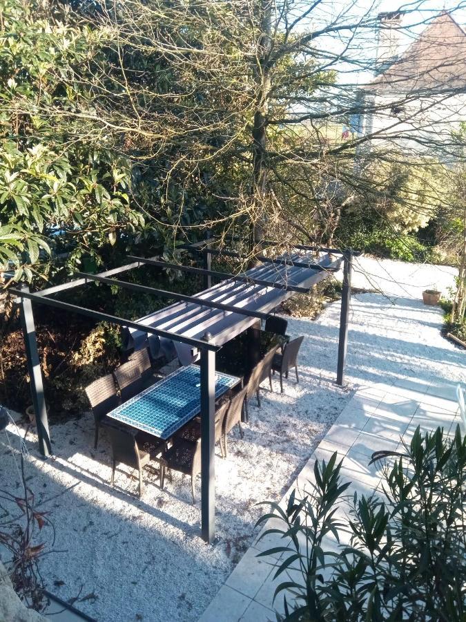 Bastanes Maison Grandes Chambres Avec Cuisine -Jardin -Terrasse-Bbq المظهر الخارجي الصورة