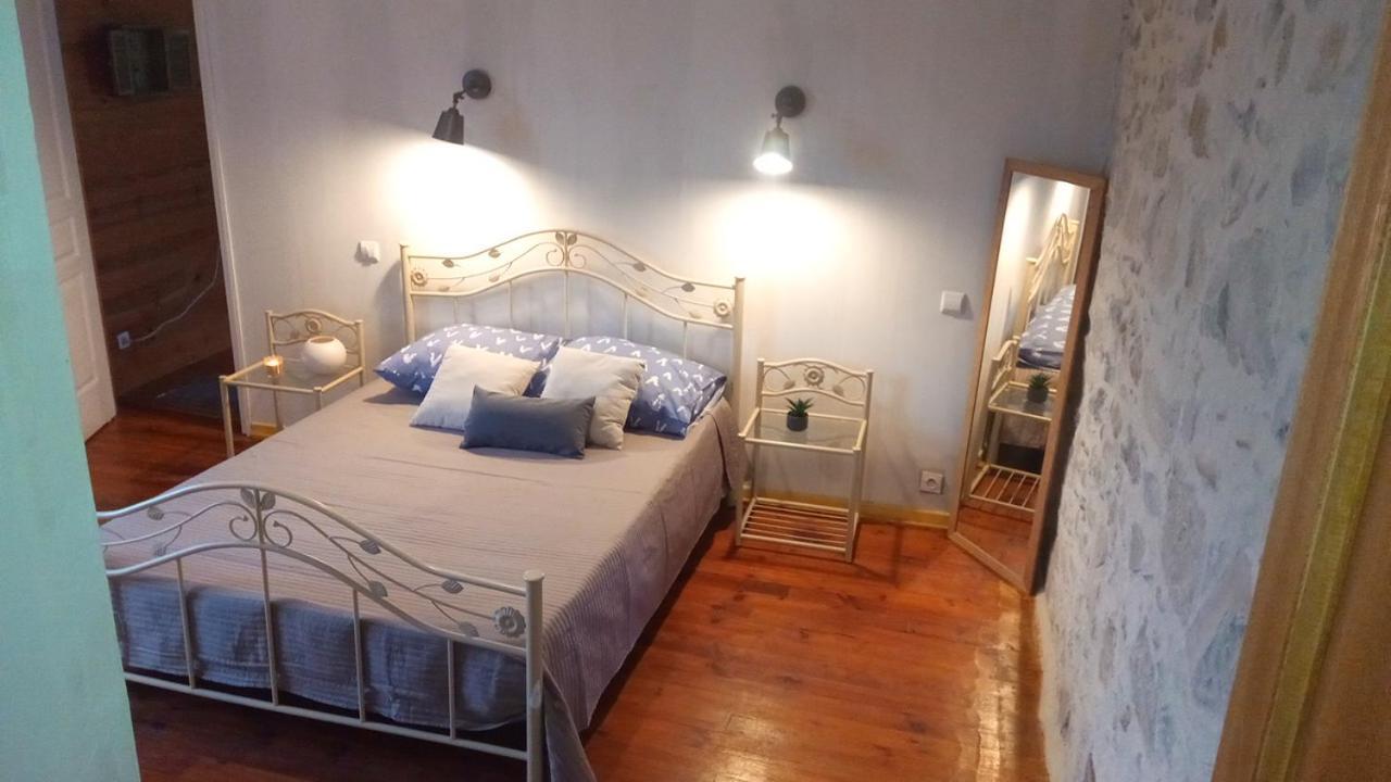 Bastanes Maison Grandes Chambres Avec Cuisine -Jardin -Terrasse-Bbq المظهر الخارجي الصورة