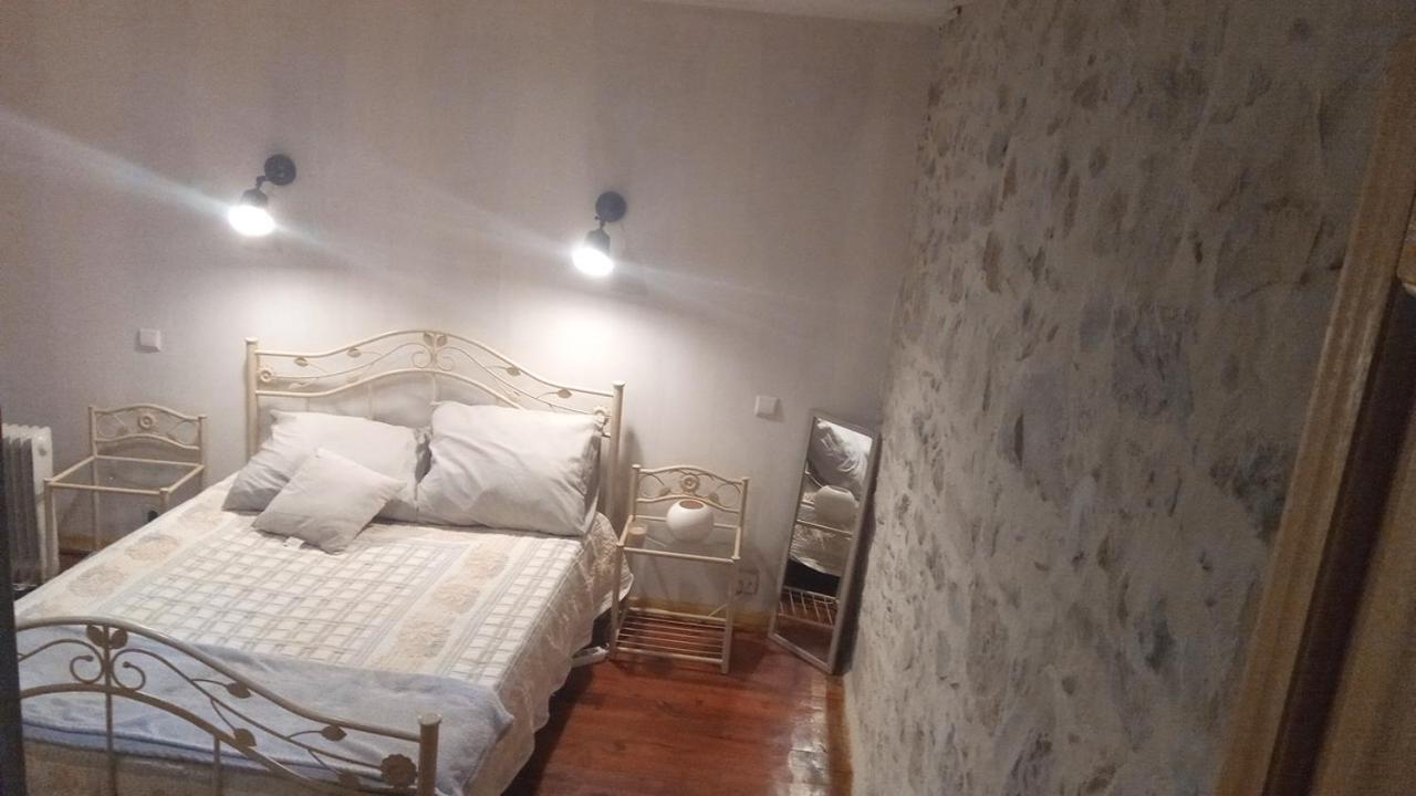 Bastanes Maison Grandes Chambres Avec Cuisine -Jardin -Terrasse-Bbq المظهر الخارجي الصورة